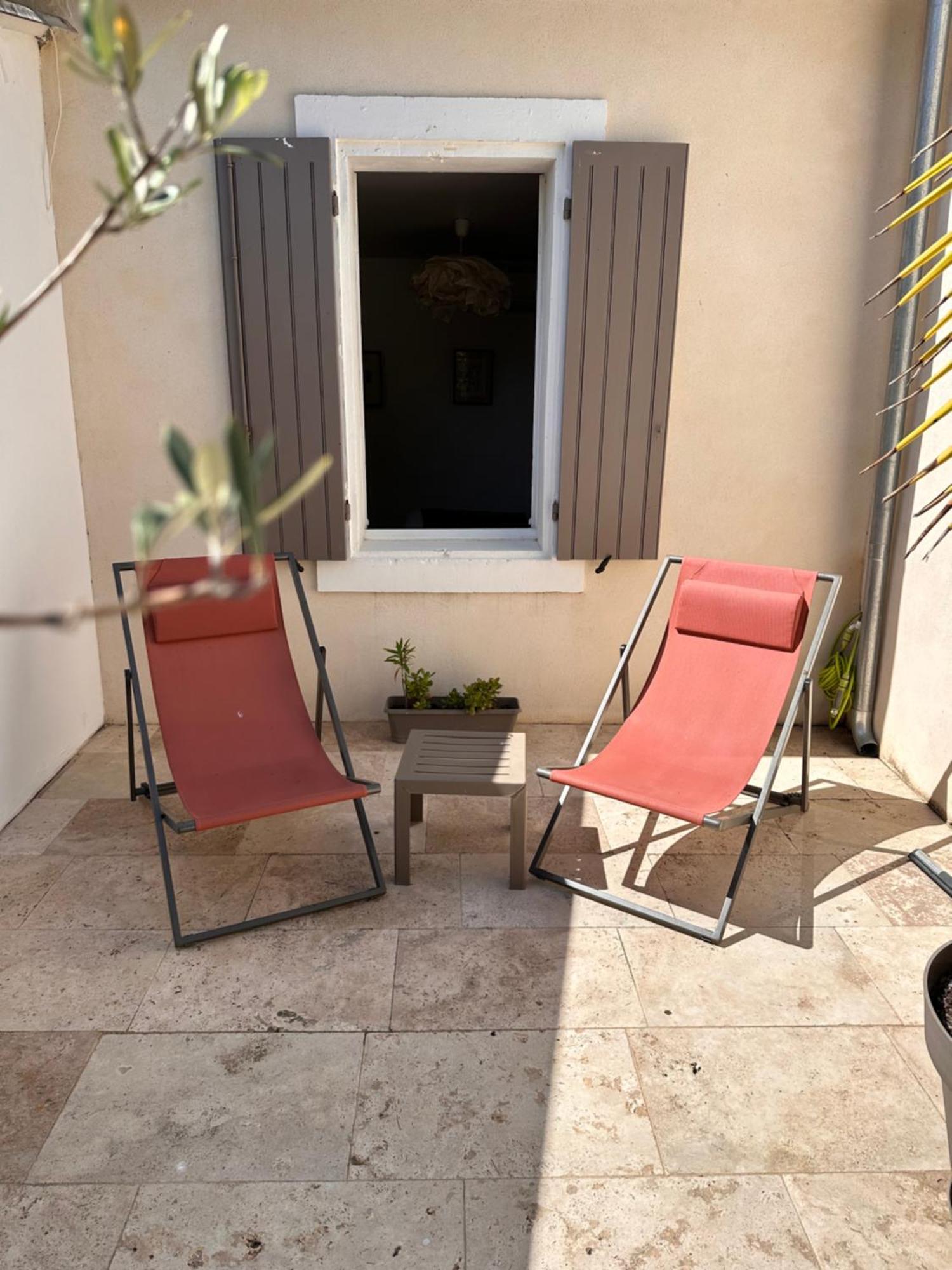 Bel Appartement Terrasse 4 Etoiles Intra Muros Эг-Морт Экстерьер фото